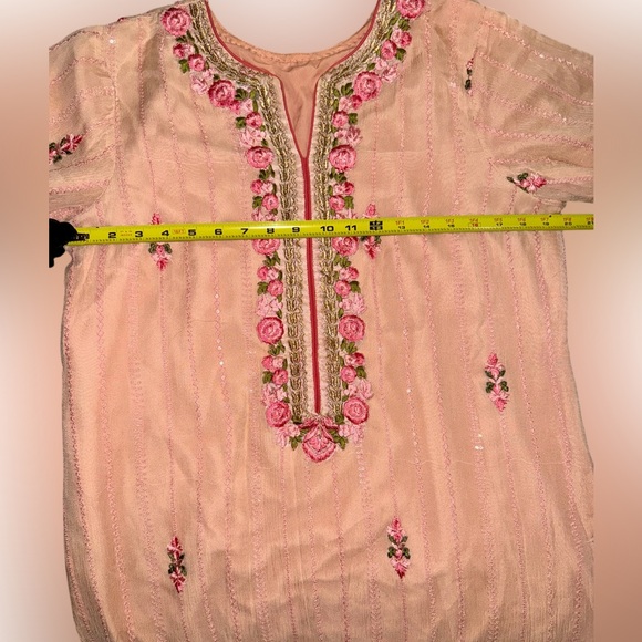 Women's Kurtas 3pcs set Embroidered Pink & Cream Dress with Pants & Dupatta - Picture 4 of 11